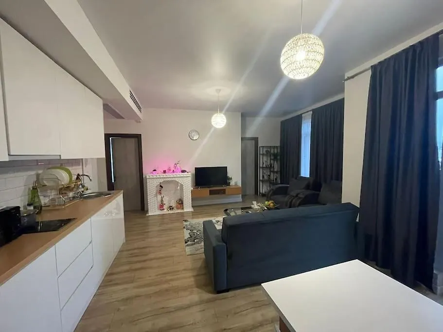 Your Home Away From Home - Evinizden Uzaktaki Eviniz Batumi 0*,